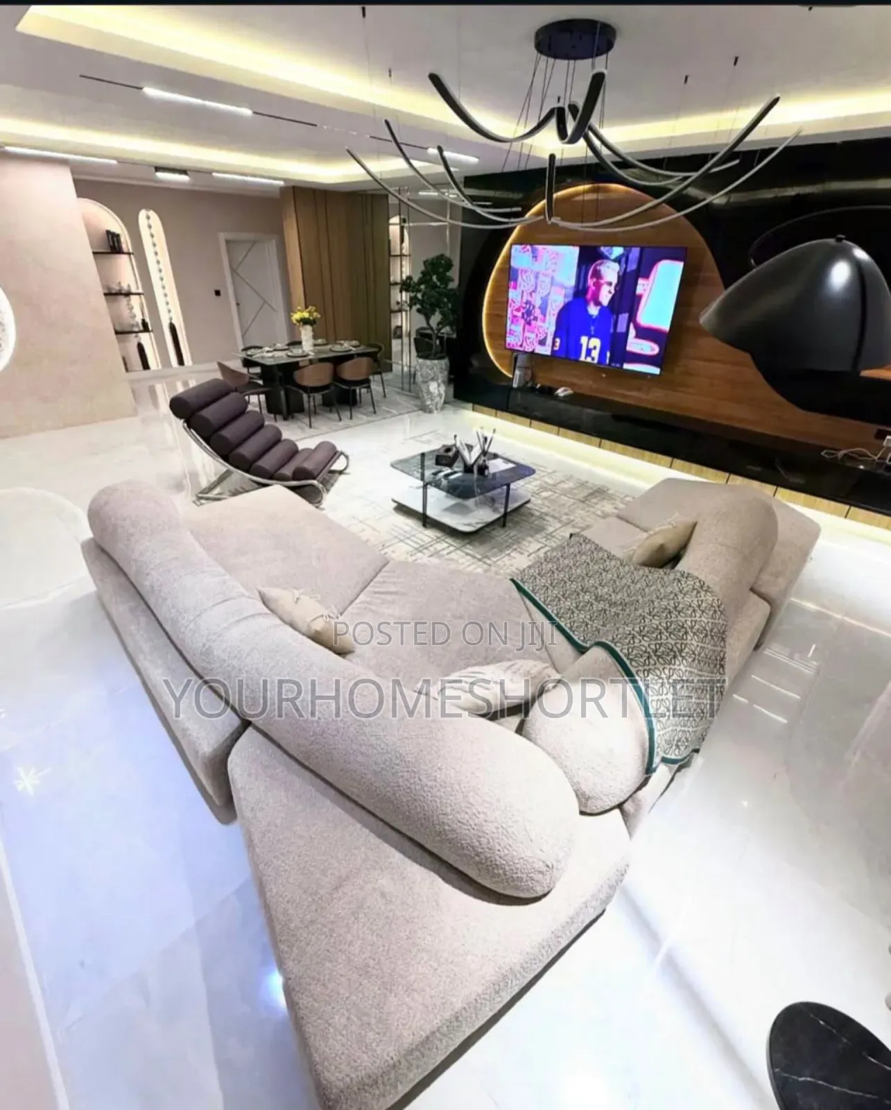 Luxury 3 Bedroom With Ps5 and Table Tennis in Jahi