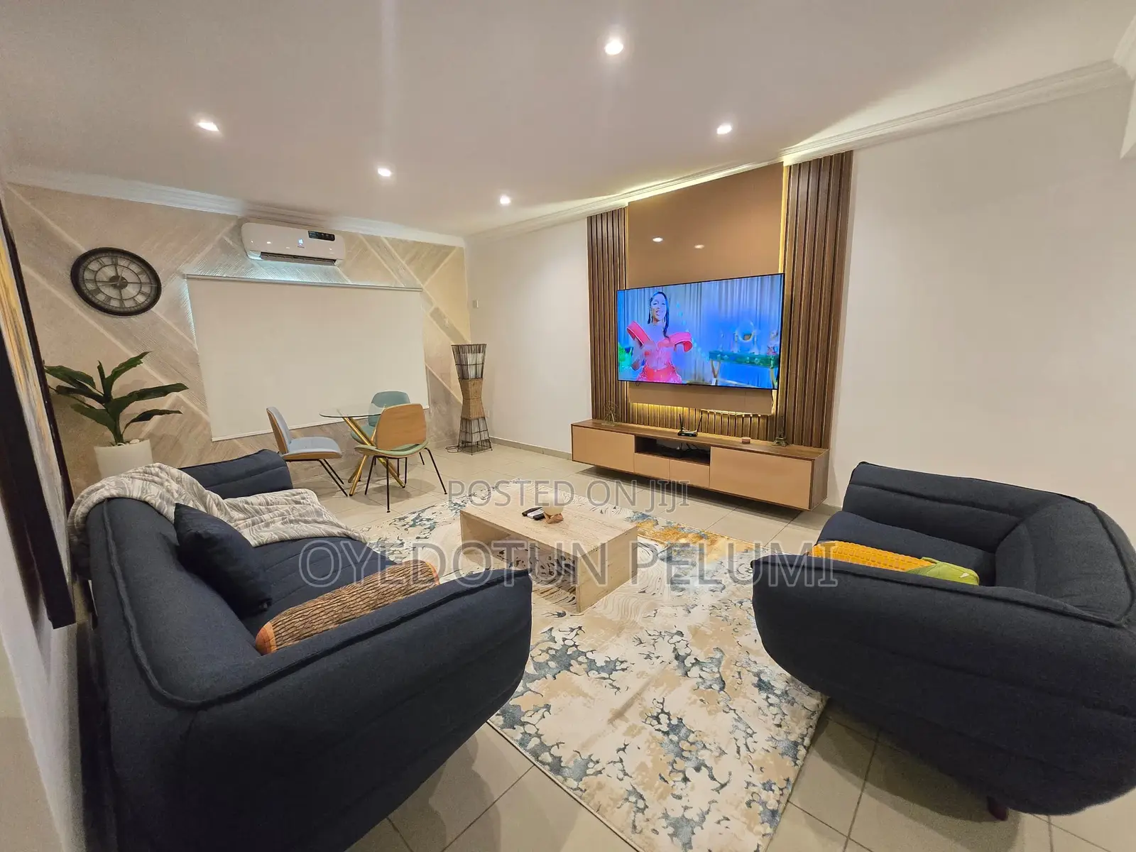 1 Bedroom Shortlet Apartment With Pool in Ikoyi