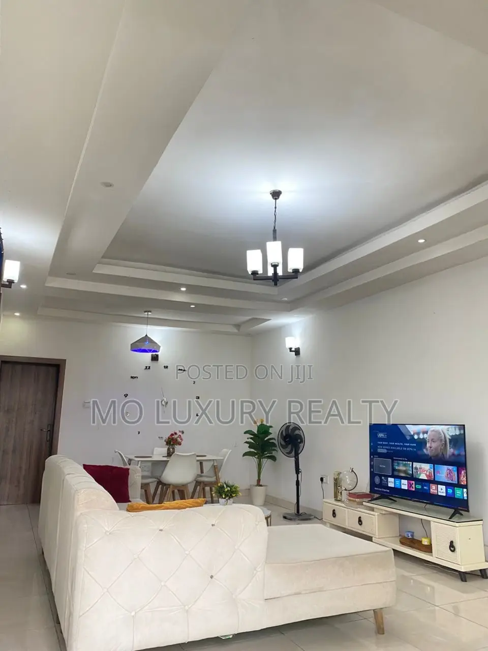 1 Bedroom and Parlor for Shortlet in Chevron