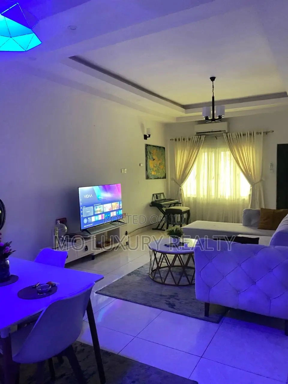 1 Bedroom and Parlor for Shortlet in Chevron