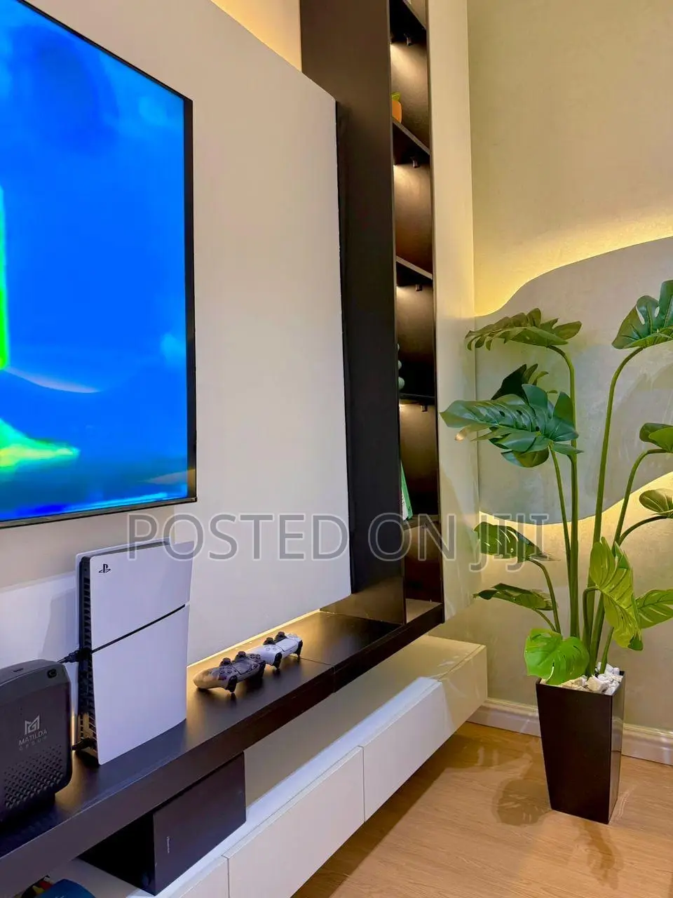 Luxury 2 Bed Shortlet Apartment With Snooker in Guzape Abuja in Guzape District
