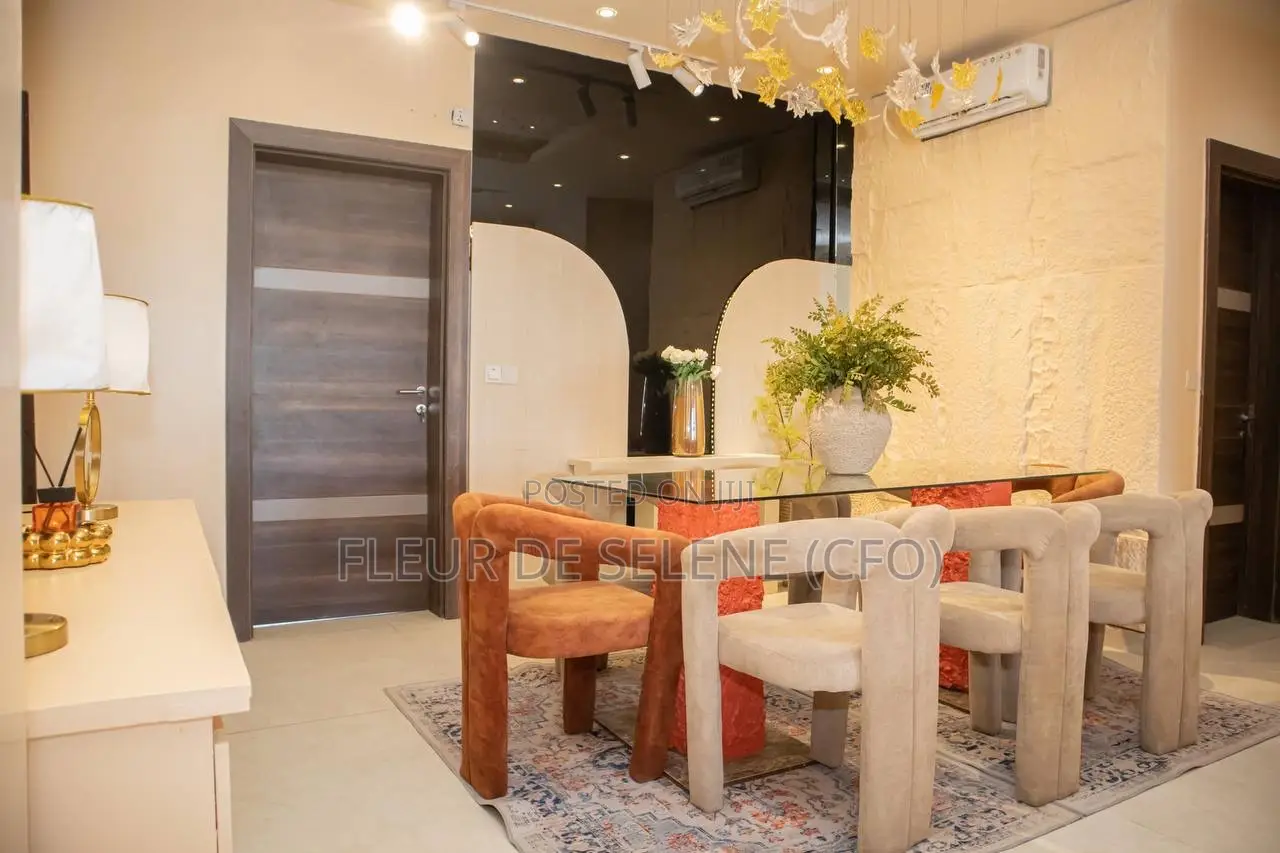 Luxurious 3 Bedroom Apartment in Abacha Estate