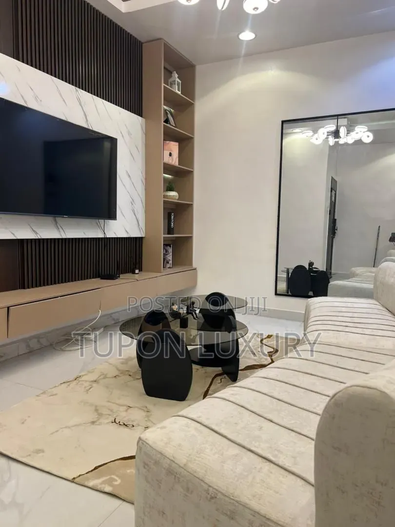 Luxury 2bedroom With Pool, Gym Snooker in Ikate
