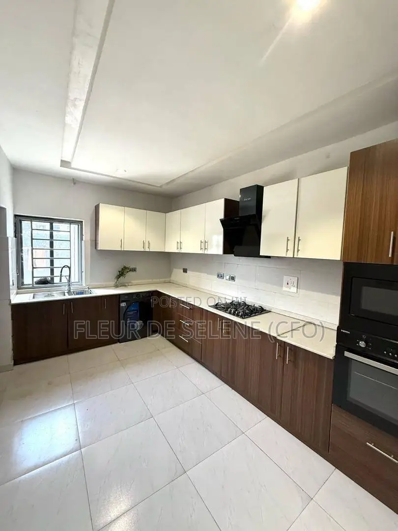 Luxurious 3 Bedroom Apartment in Guzape District