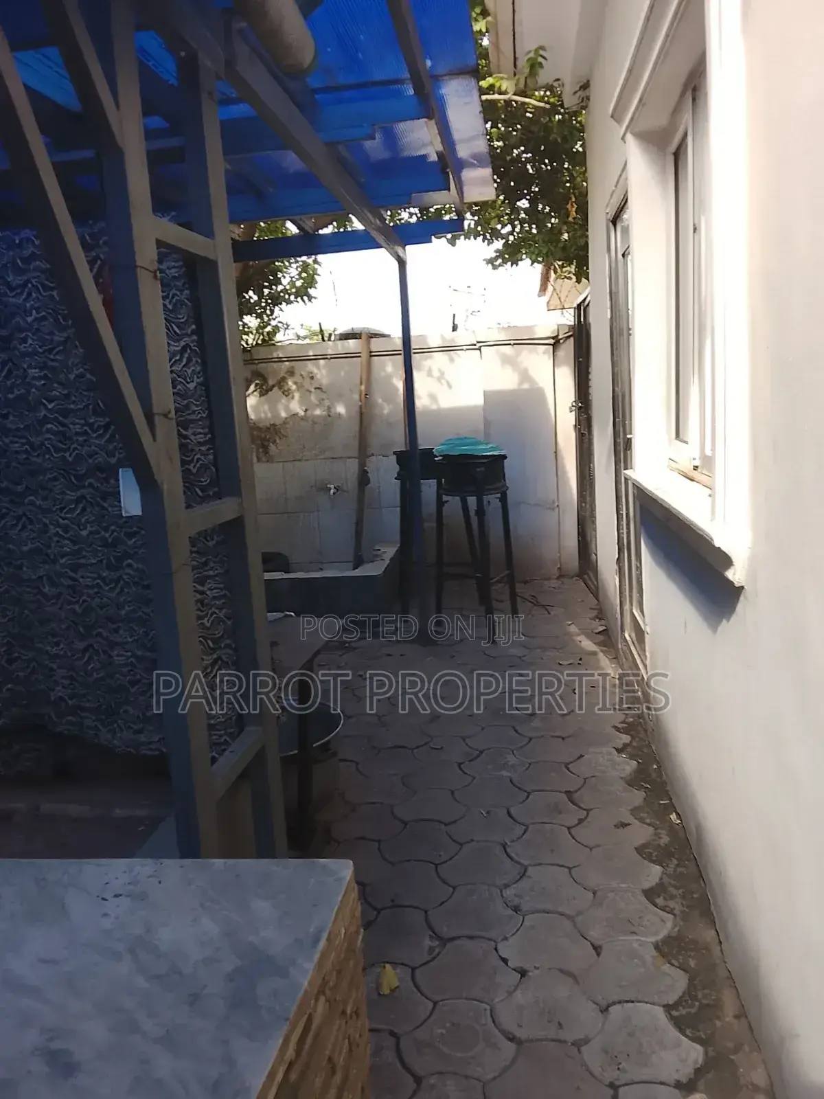 Garden Bar in Gwarinpa