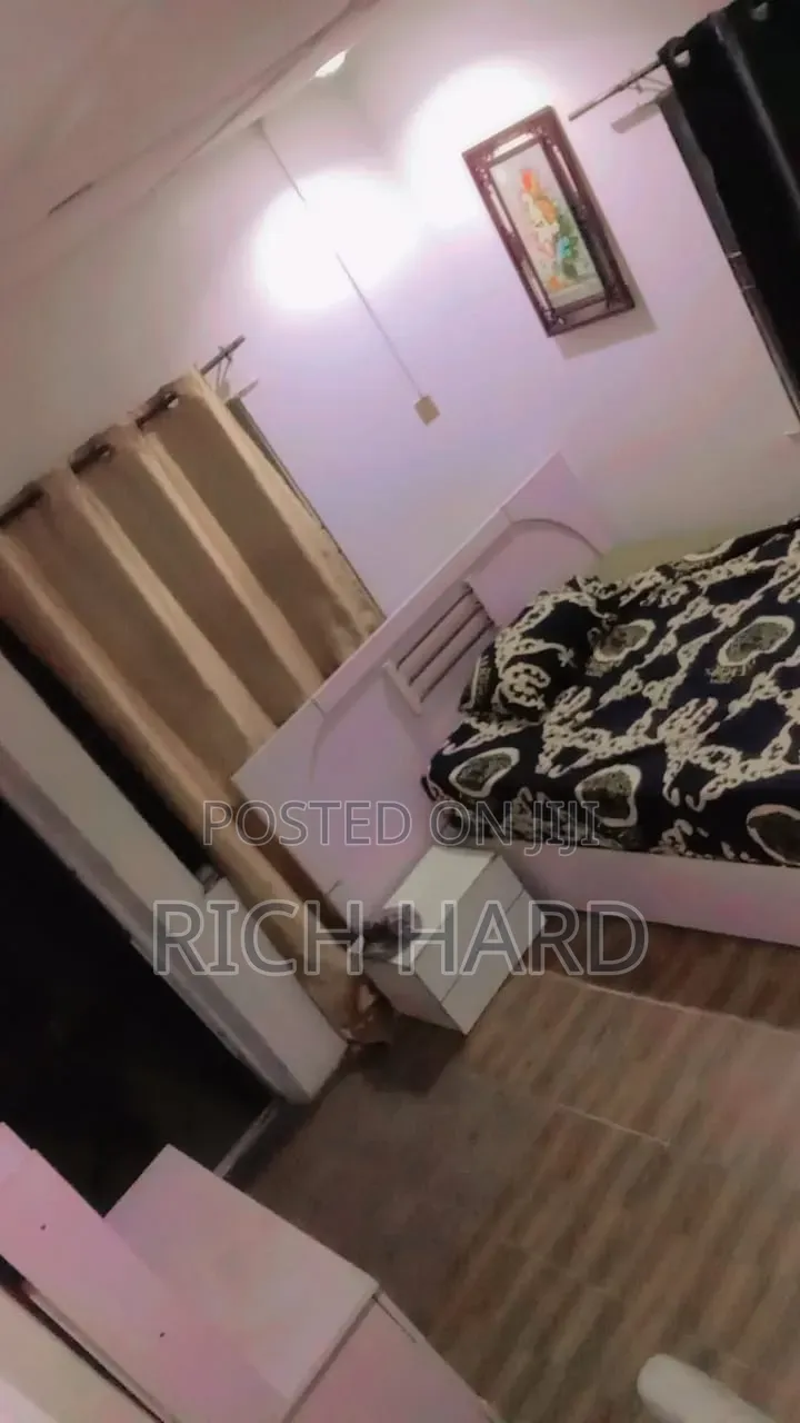 A Room by the Beach for Vacation and Stay in Ogombo