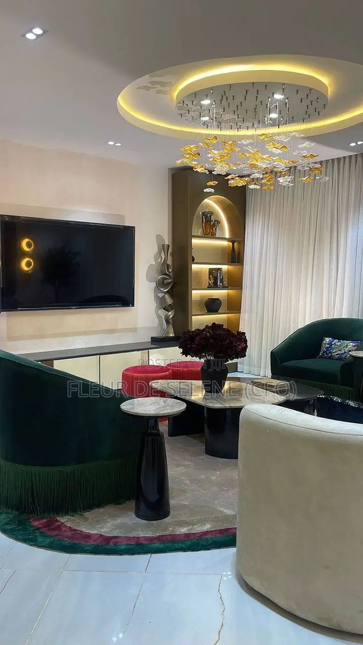 Luxurious 3 Bedroom Waterfront Apartment in Banana Island