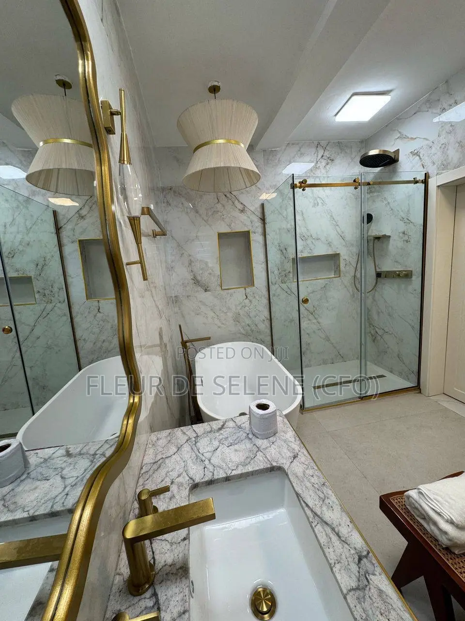 Luxurious 3 Bedroom Waterfront Apartment in Banana Island