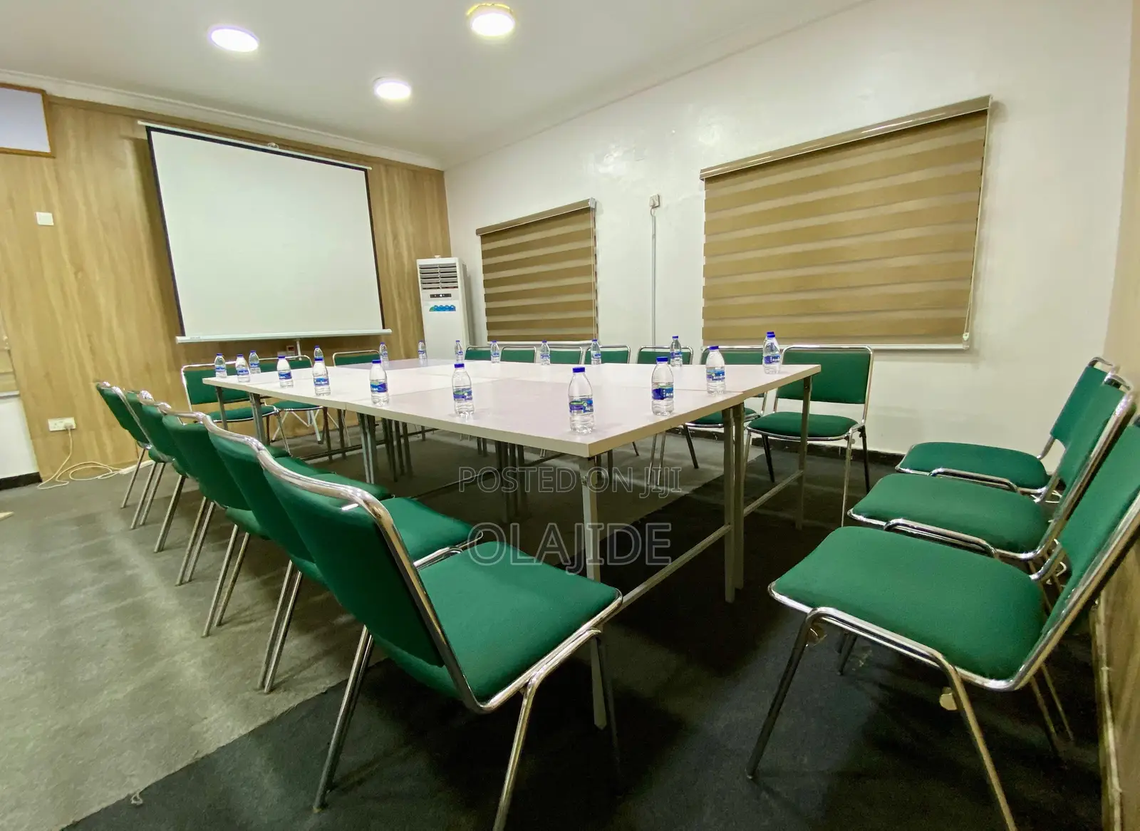 Boardroom/Roundtable/Strategy/Meeting Room in Lekki Phase 1