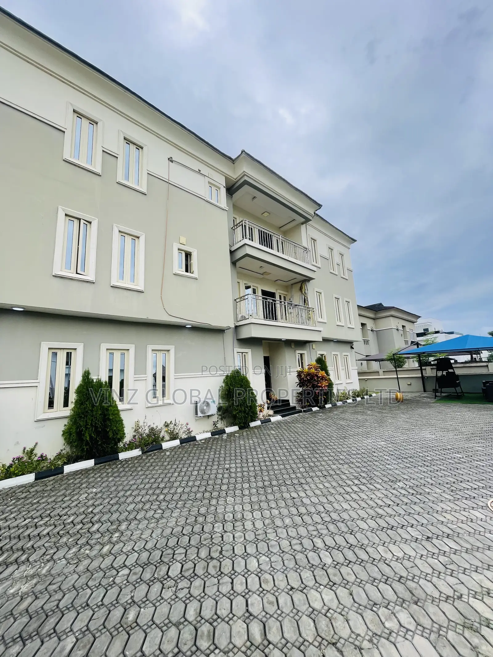 Luxury 5 Bedroom Detached Duplex Apartment With Excellent Facilities in Ajah