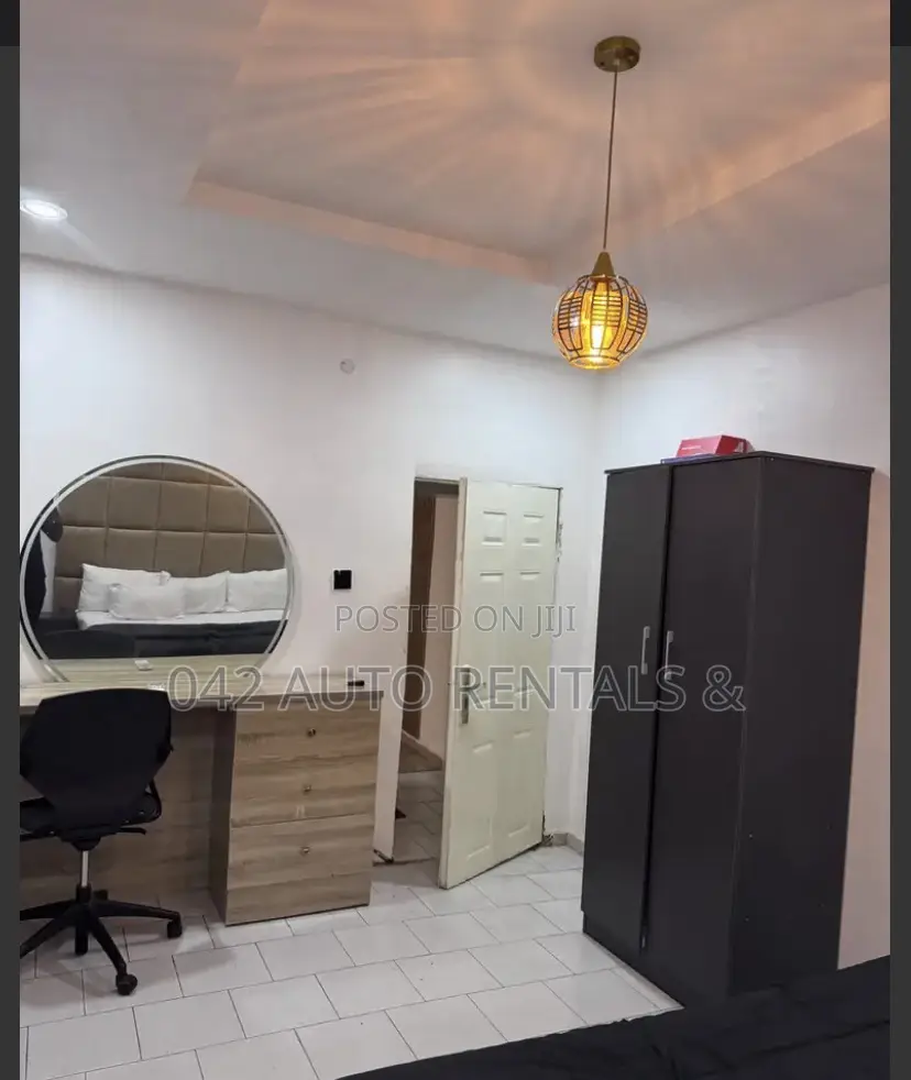 1 Bedroom Apartment in Wuse 2 in Wuse 2