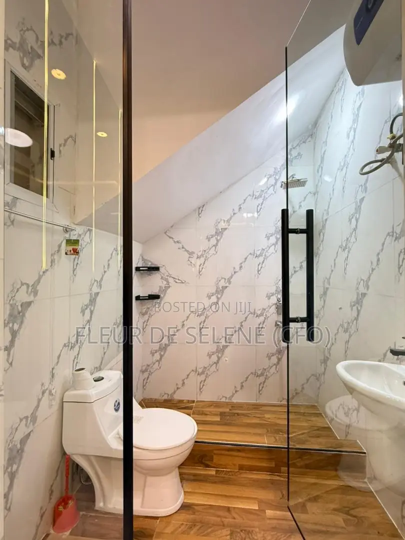 Beautiful Studio Apartment in Chevron