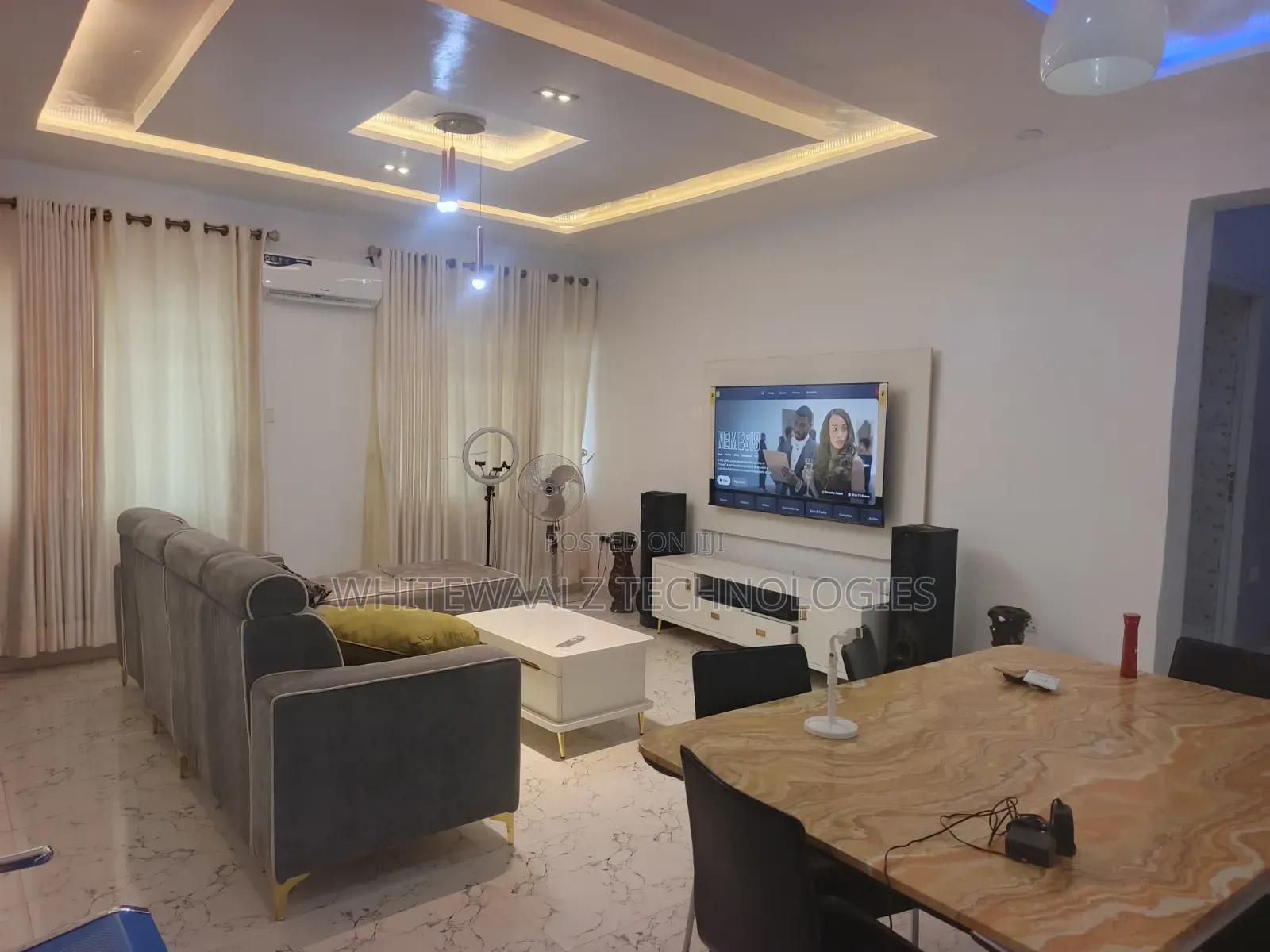 2 Bedroom Serviced Apartment For Shortlet Built For Parties in Phase 2 / Jikwoyi