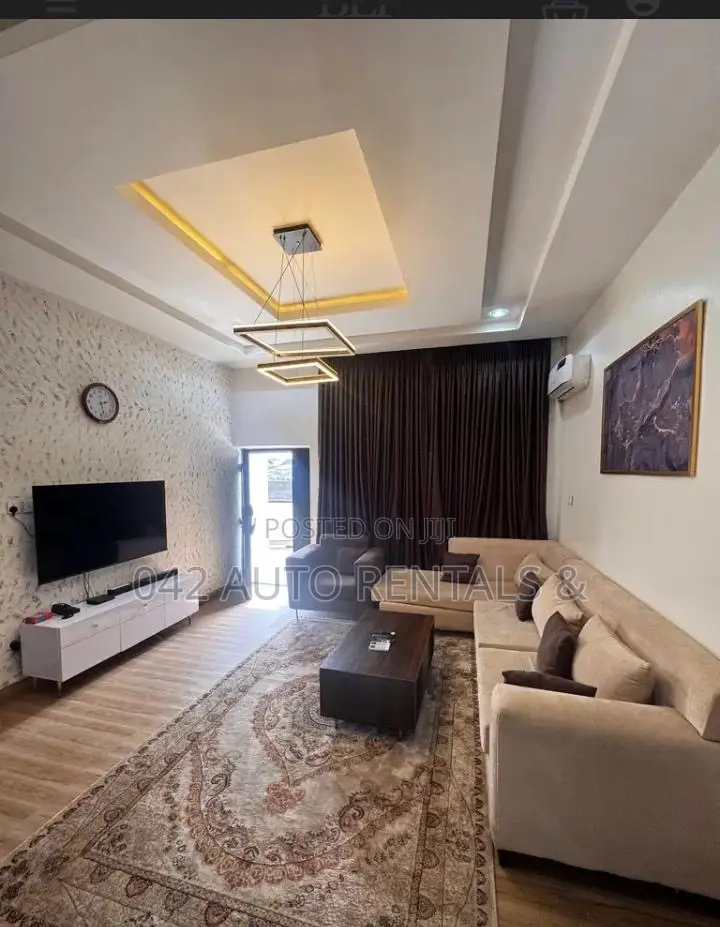 2 Bedroom Apartment in Wuye With 24/7 A.C, Lounge and Pool in Wuye