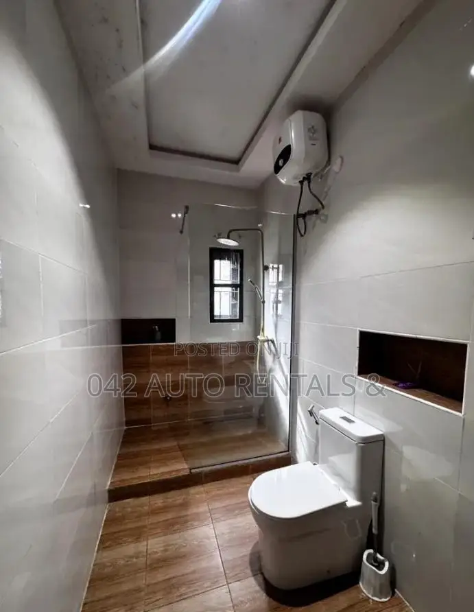 3 Bedroom Apartment in Jahi With Ps5 in Jahi