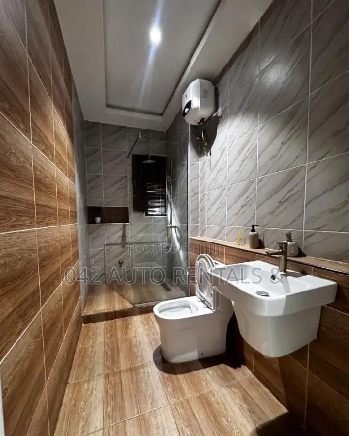 3 Bedroom Apartment in Jahi With Ps5 in Jahi