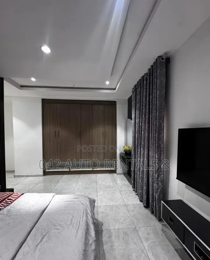 3 Bedroom Apartment in Jahi With Ps5 in Jahi