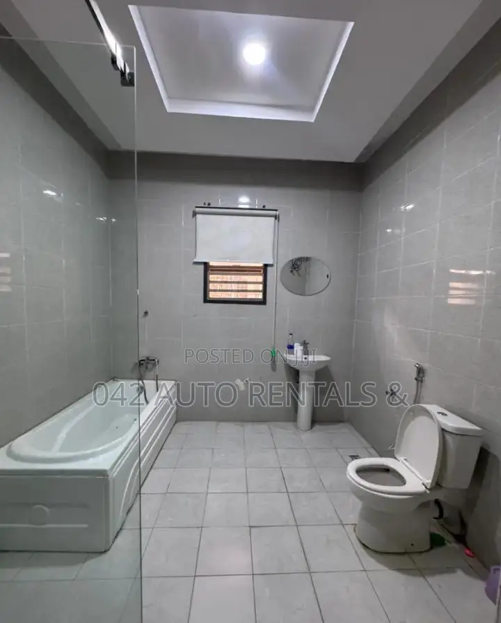 3 Bedroom Apartment in Wuye With Ps 5 *2 in Wuye