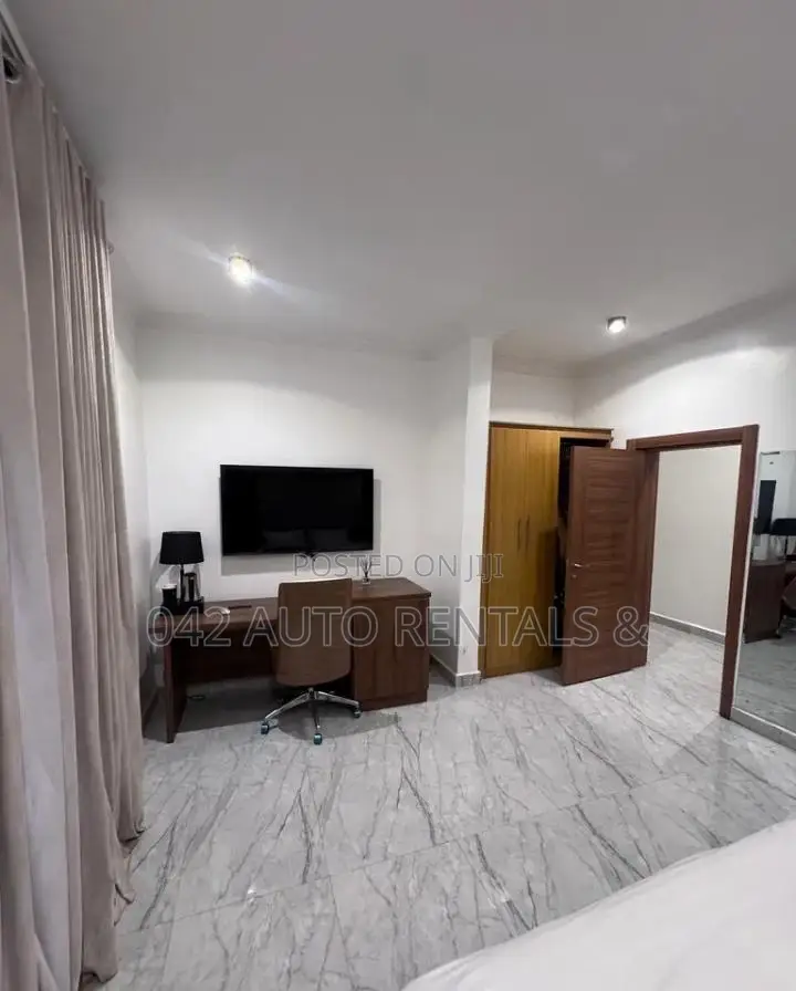 3 Bedroom Apartment in Lifecamp With a Gezabo in Life Camp