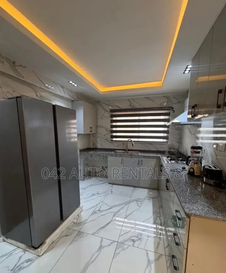3 Bedroom Apartment in Garki 2 in Garki 2