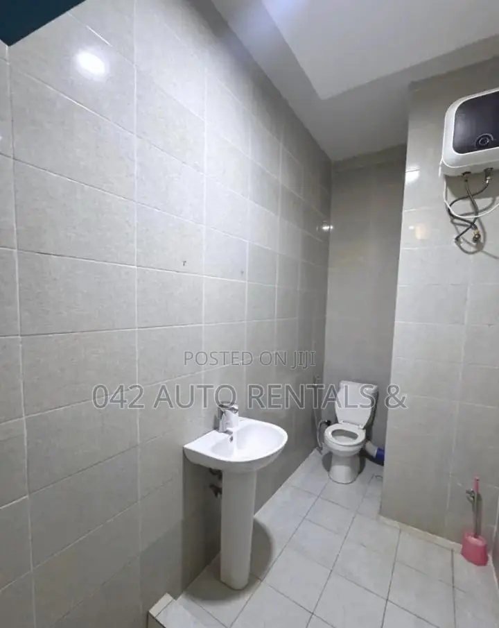 3 Bedroom Apartment in Wuye With Ps5 in Wuye