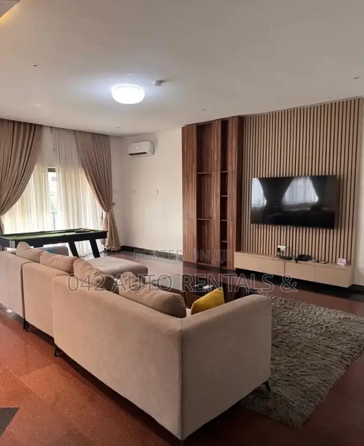 3 Bedroom in Wuse 2 With a Snooker, Gym, Tennis Lounge in Wuse 2