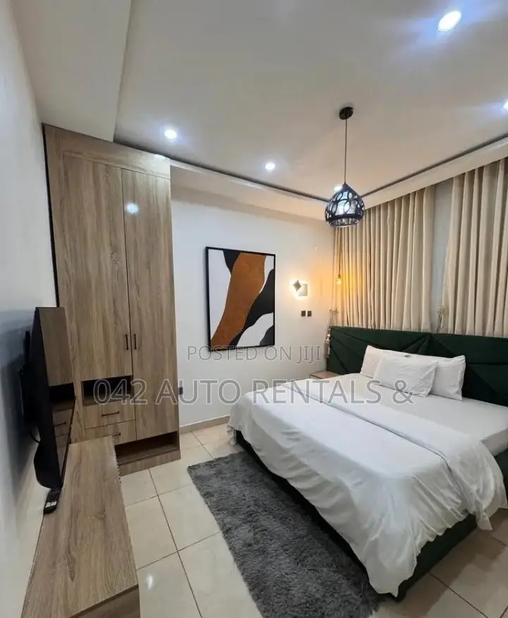 3 Bedroom Apartment in Jahi With Ps5 in Jahi