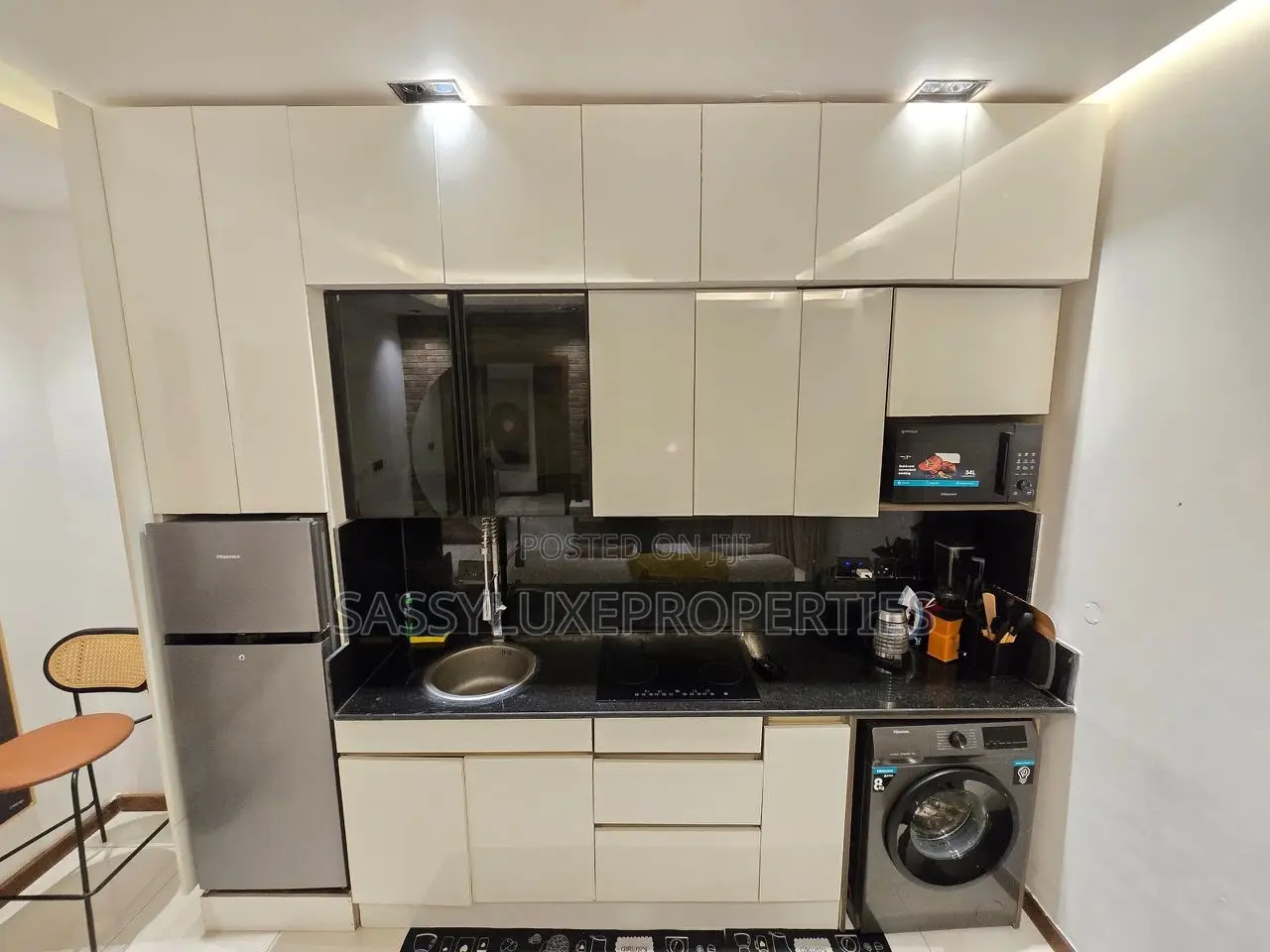 Twilight 1 Bedroom With Pool, Ps5, in Lekki Phase 1