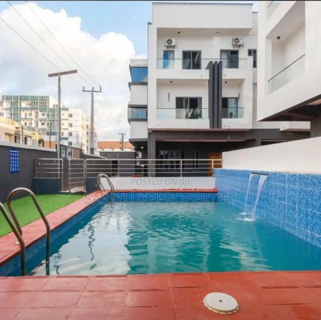 Luxe 2 Bedroom Penthouse With Pool,Gym in Ikate