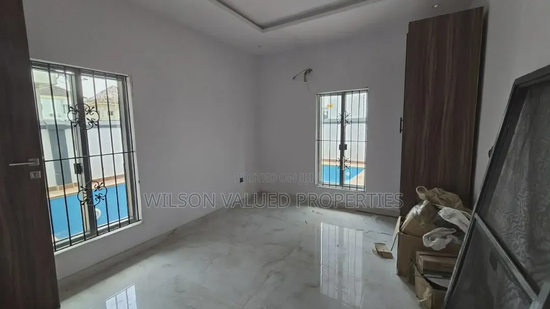 Furnished 6bdrm Mansion in Pinnock Beach Estate, Lekki Phase 1 for sale in Lekki Phase 1