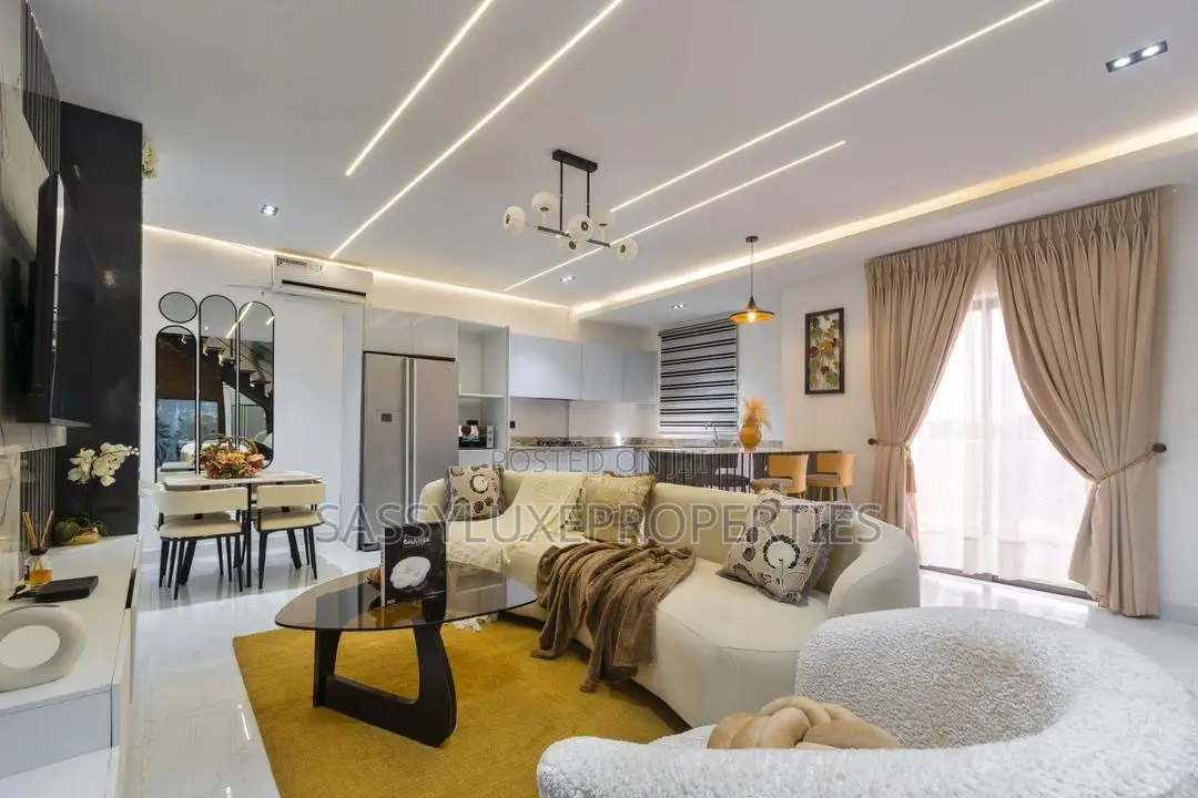 2 Bedroom Maisonatte With Pool,Ps5,Tennis,Gym in Lekki Phase 1