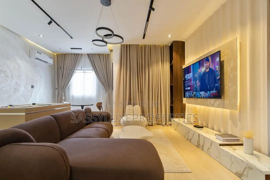 2 Bedroom With Snooker,Pool in Ikate