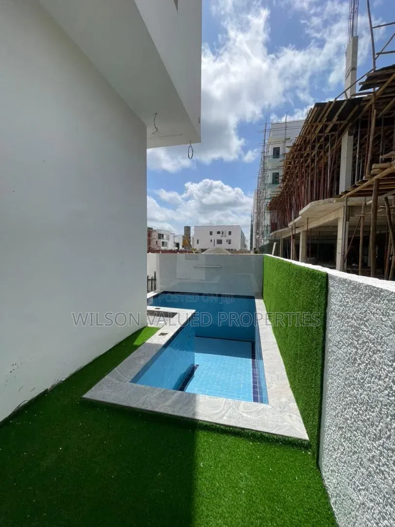 5bdrm Mansion in Wvp Homes 🏡, Lekki Phase 1 for sale in Lekki Phase 1