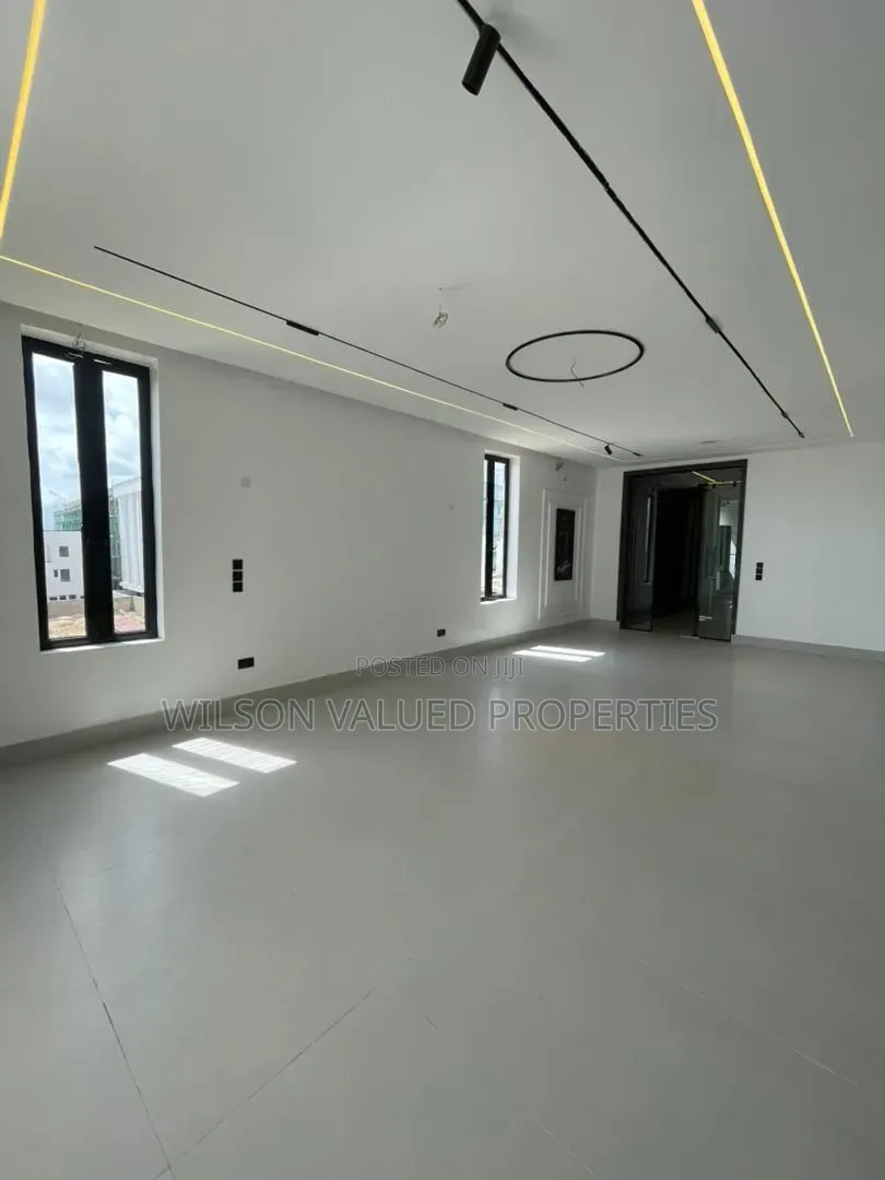 5bdrm Mansion in Wvp Homes 🏡, Lekki Phase 1 for sale in Lekki Phase 1