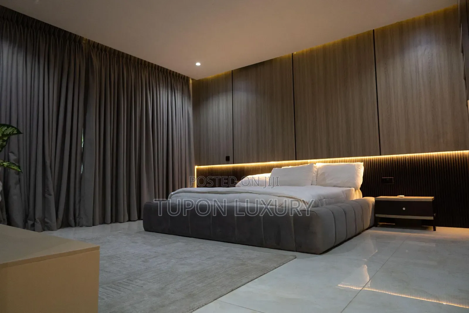 Luxury 3bedroom With Bathtub, Pool Snooker in Old Ikoyi