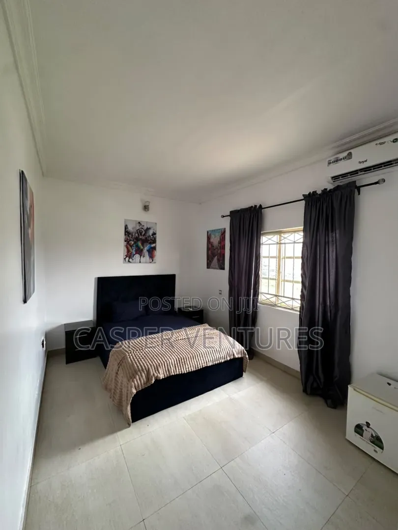 Sparkling Affordable Monthly Apartment in Agungi