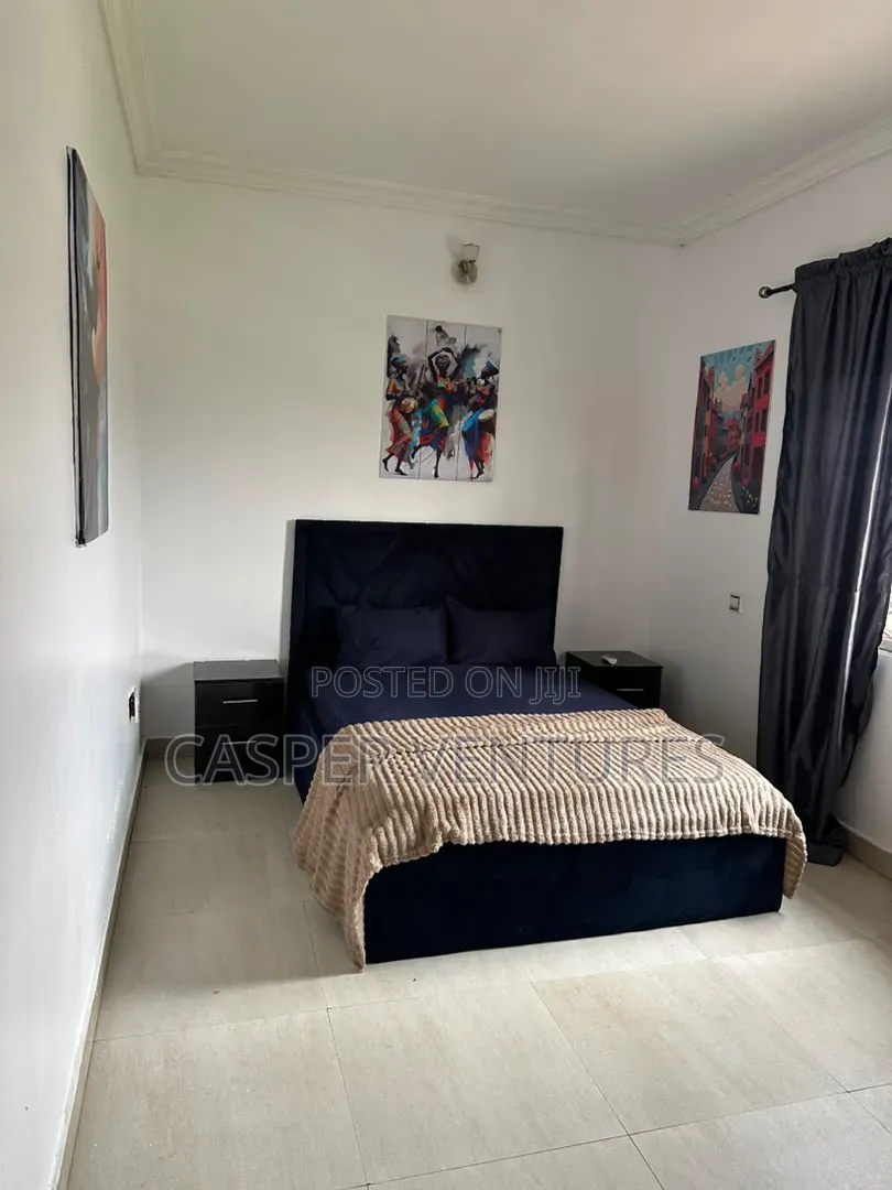 Sparkling Affordable Monthly Apartment in Agungi