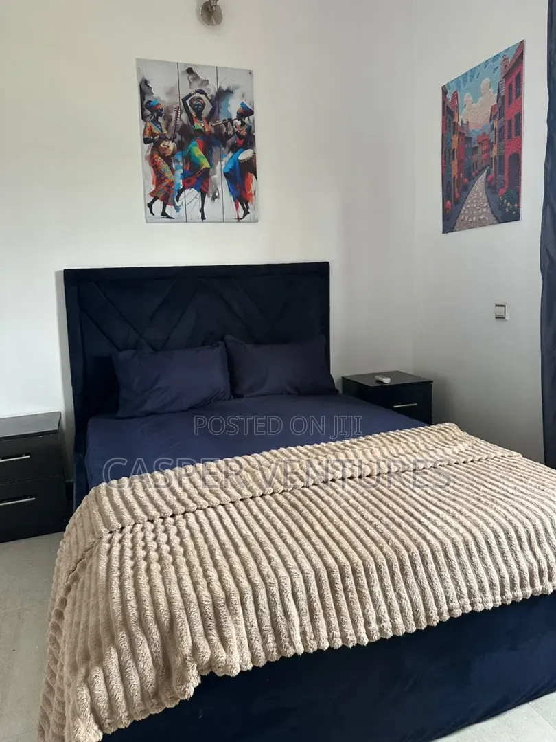 Sparkling Affordable Monthly Apartment in Agungi