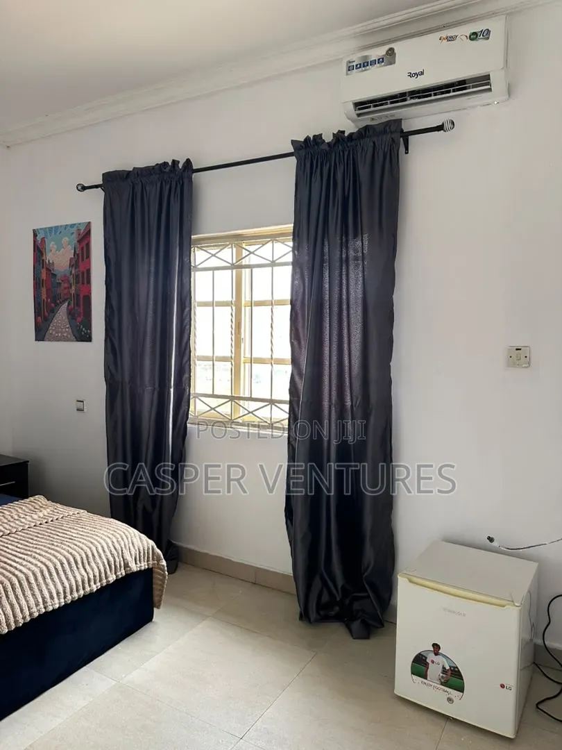 Sparkling Affordable Monthly Apartment in Agungi