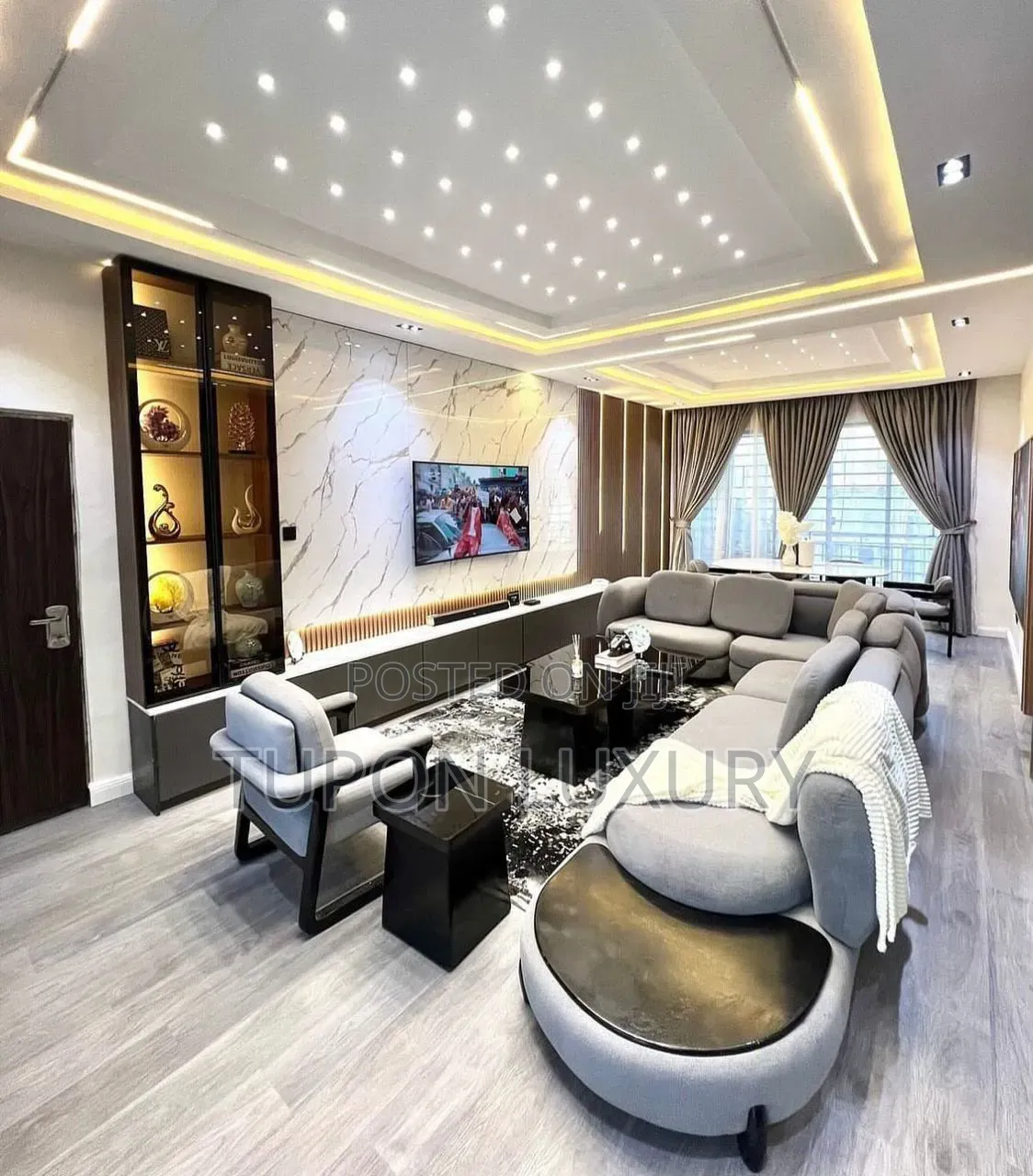 Luxury 2/3 Bedroom Apartment / in Jahi