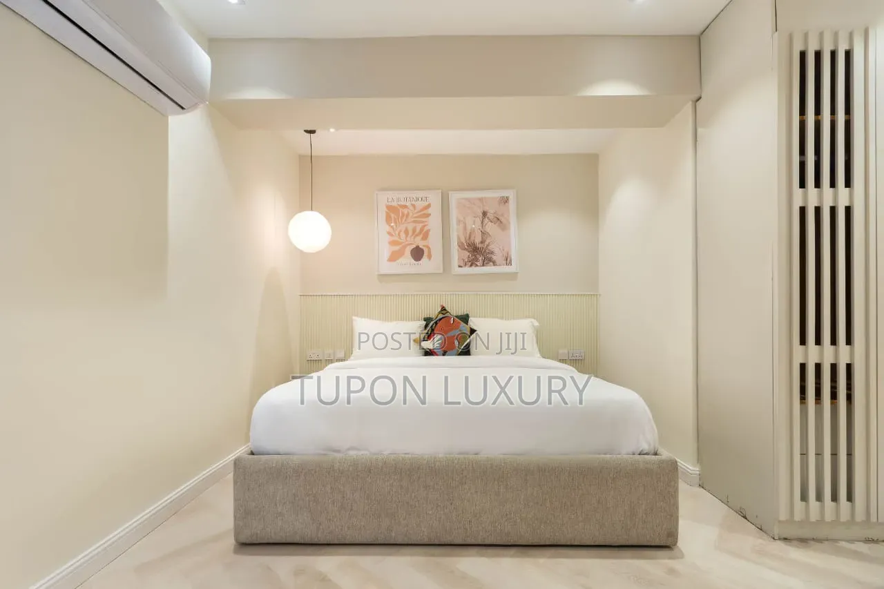 Beautiful, Luxury , Secured, Spacious Studio Apartment With Gym in Lekki Phase 1