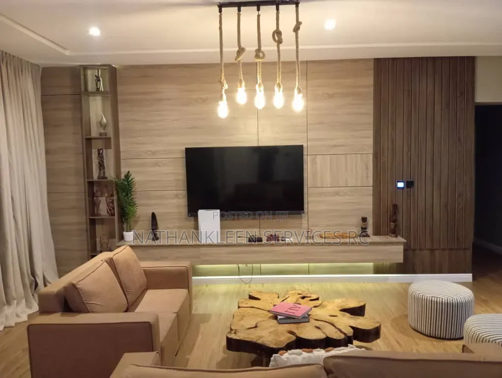 Casa Africana Two Bedroom Luxury Apartment in Jahi