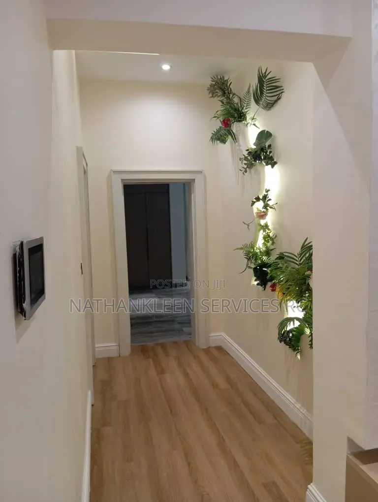 Glam House Two Bedroom Luxury Apartment in Jahi