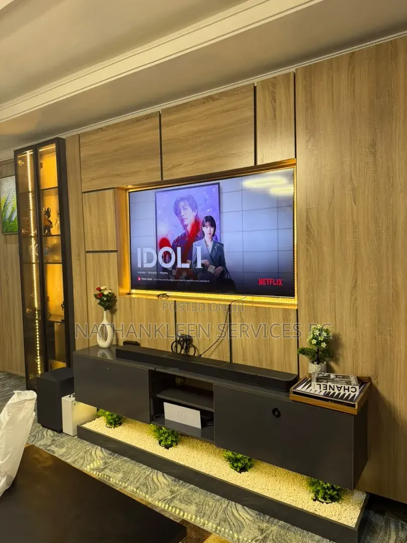 Hydra Two Bedroom Luxury Apartment in Jahi