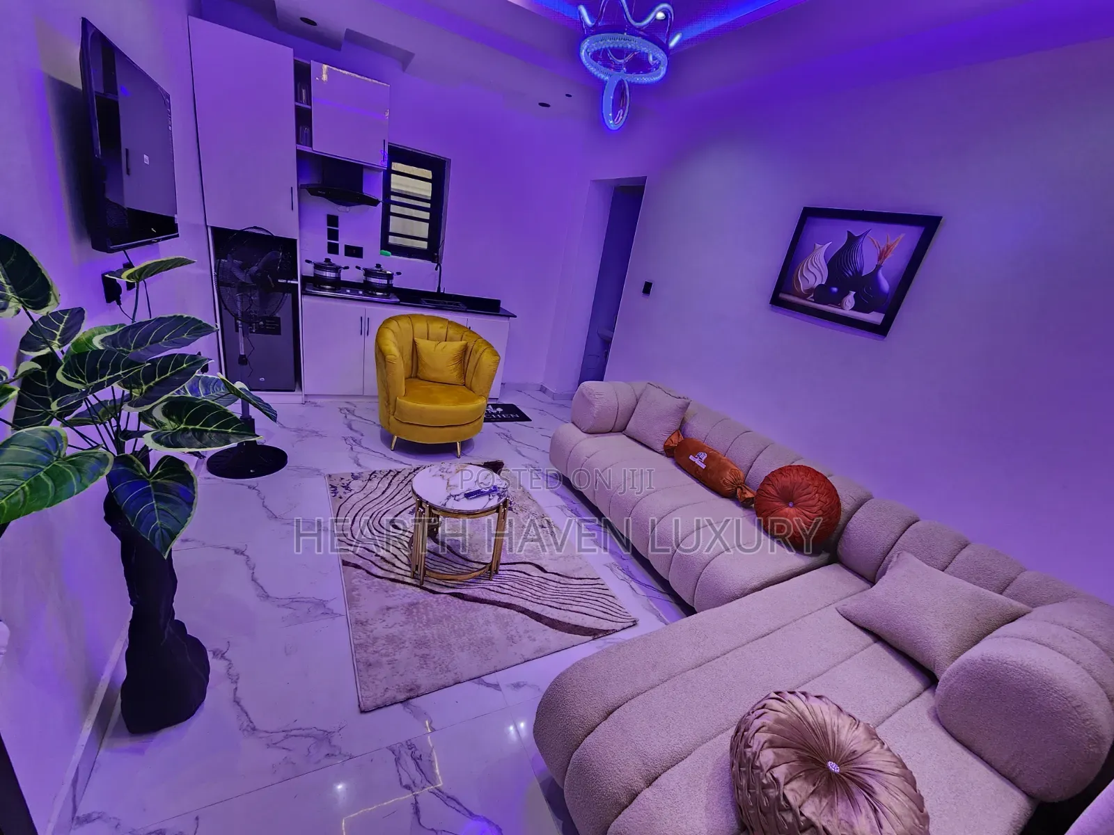 One-Bedroom Luxury Apartment – Hearth Haven Luxury Apartment in Akala Express