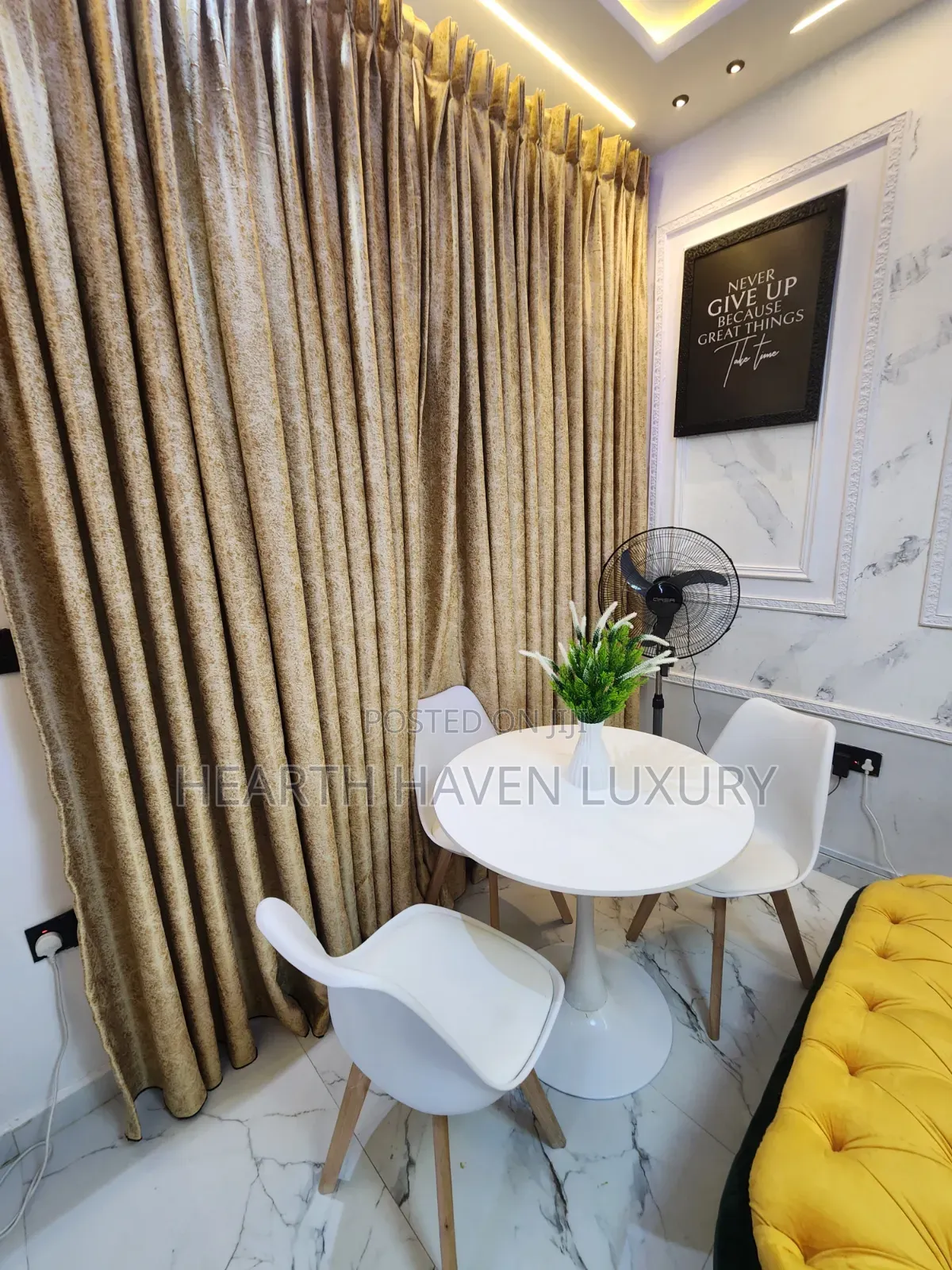 One-Bedroom Duplex Penthouse Apartment– Hearth Haven Luxury Apartment in Akala Express
