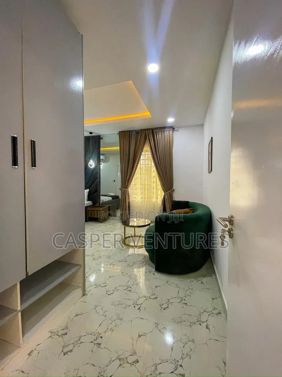 Exquisite 2bed With Pool Gym in Ikate
