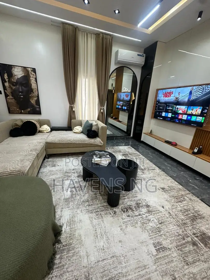2-Bedroom Apartment Perfect for a Family Friends Getaway in Wuye