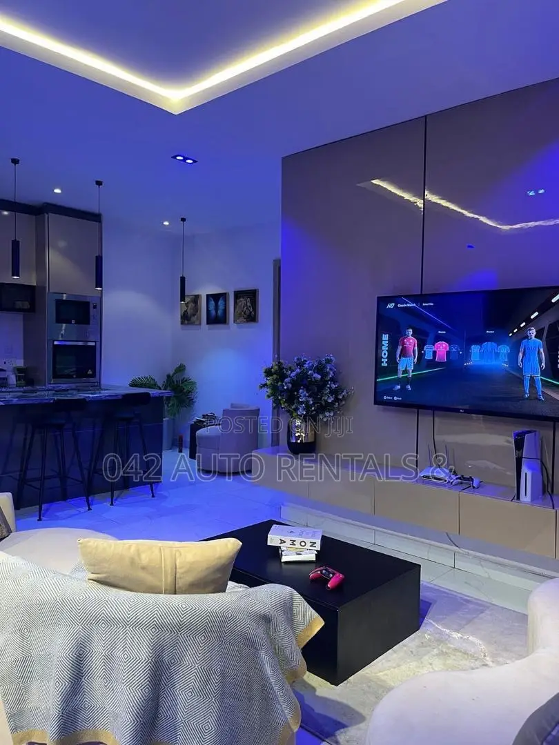 Tastefully Newly Furnished 2 Bedroom in Chevron