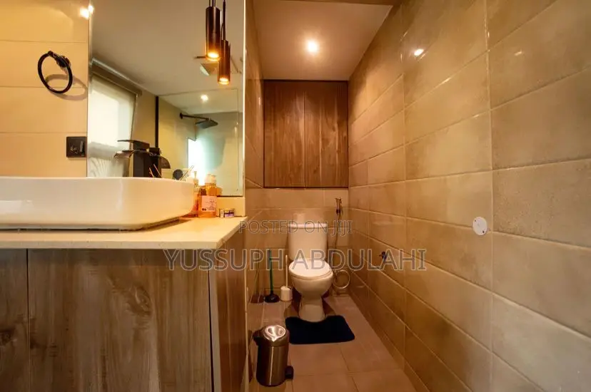 1 Bedroom Victoria Island 1004 in 1004